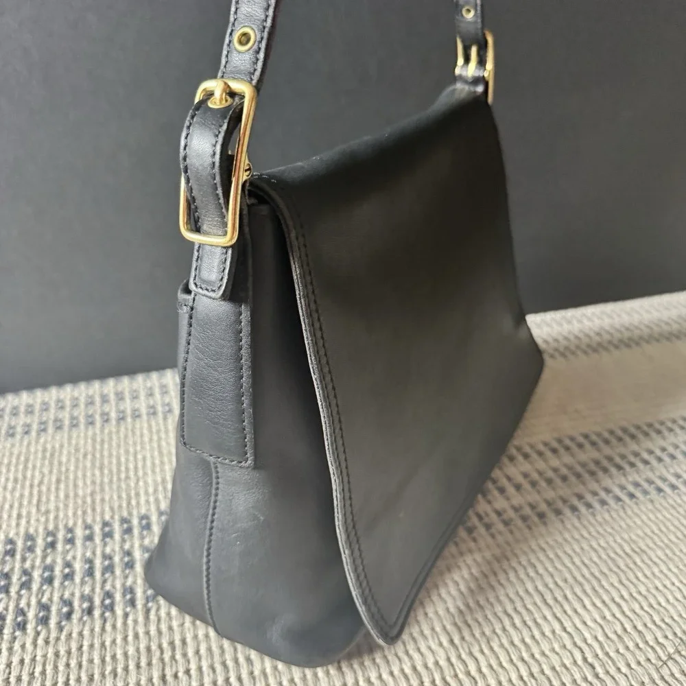Vintage Coach Legacy 1991 Costa Rica Black Leather Flap Shoulder Bag 9828